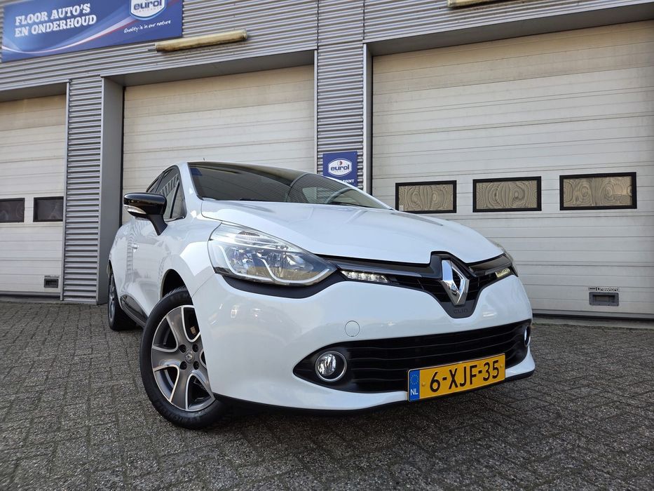 Renault Clio RATE FARA AVANS!!! Climatronic,Numere valabile,Carte RAR efectuata