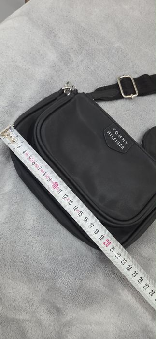 Tommy Hilfiger черна чанта