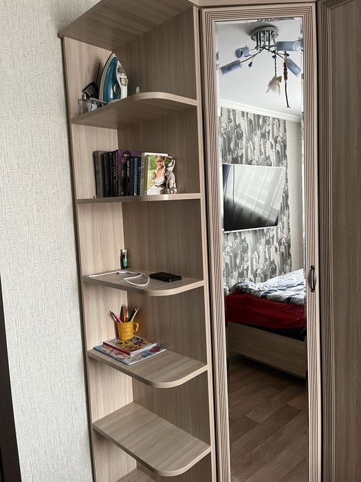 Спальный гарнитур(шкаф кровать)