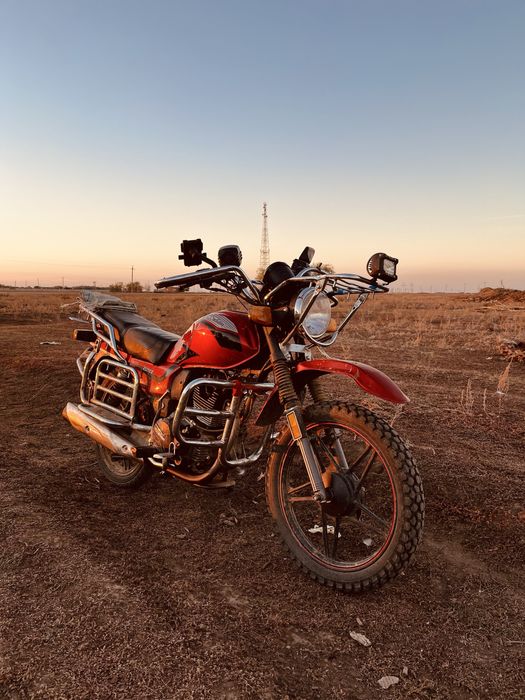 Продам мотоцикл KULAGER 200кубов