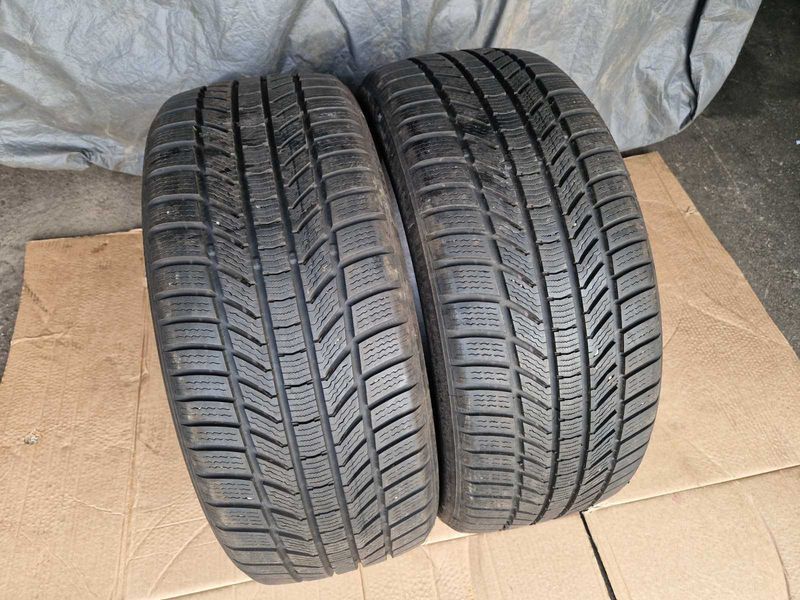 2 Continental R18 235/45
зимни гуми
DOT2222