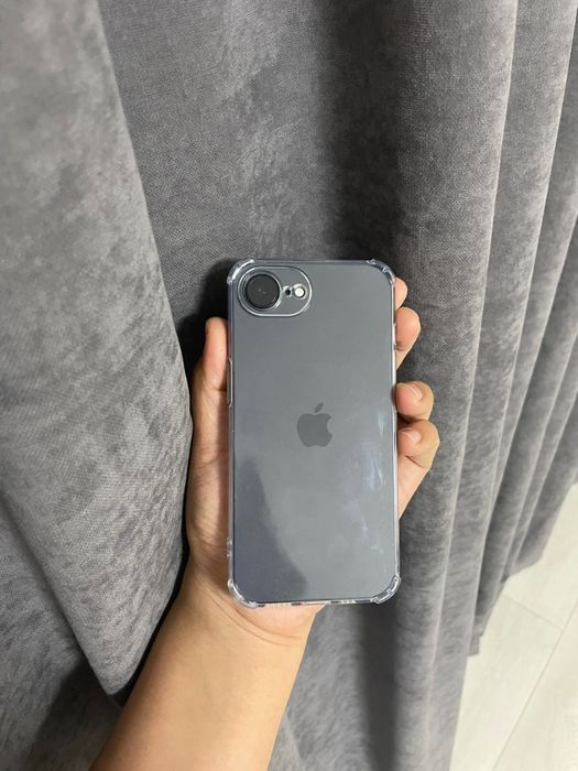Iphone 16e black продам