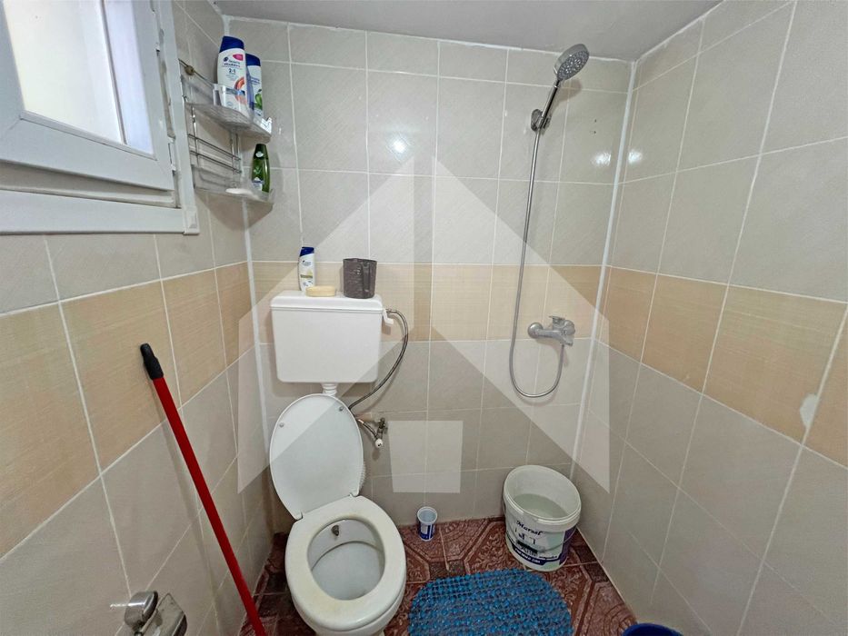 Продава еднофамилна, тухлена къща в с. Струйно (обл. Шумен). ТОП имот!