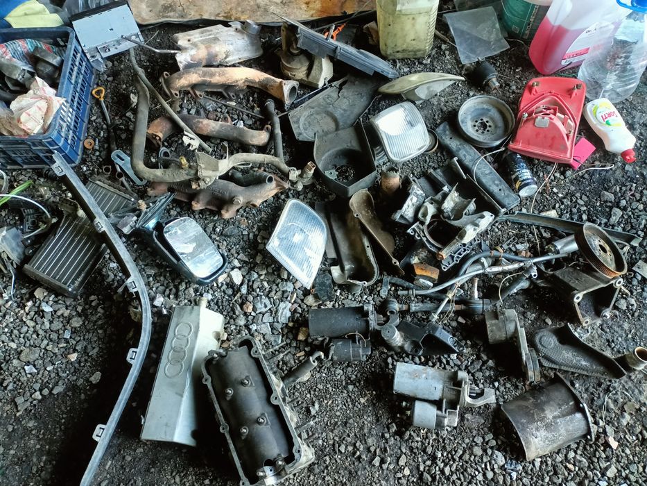 Запчасти на Ауди а6 100 с4