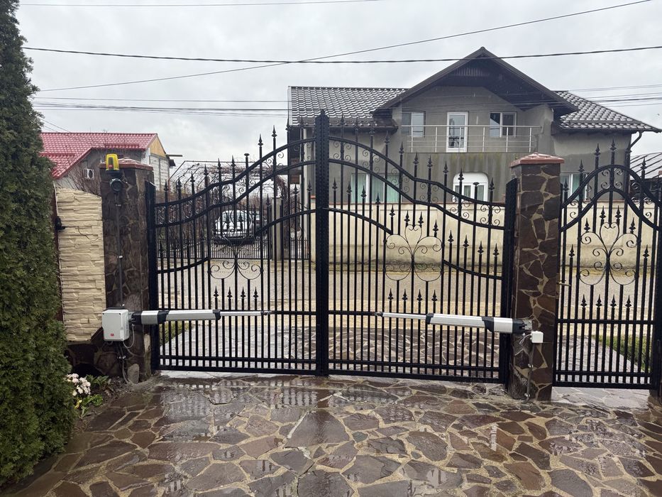 Porti automate profesionale