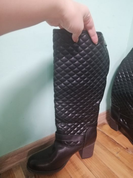 Кожено ботуши чисто нови