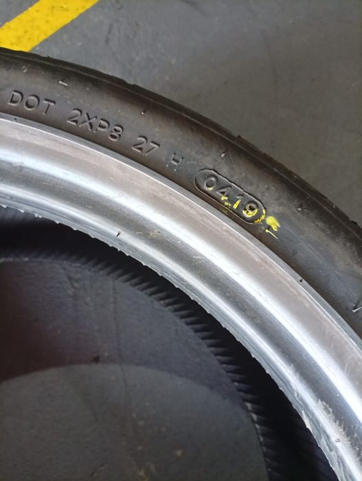 255 35 19 Hankook 150 lei bucata