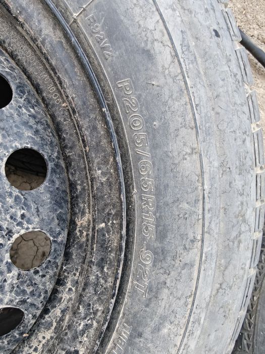 Колесо R15 на авто