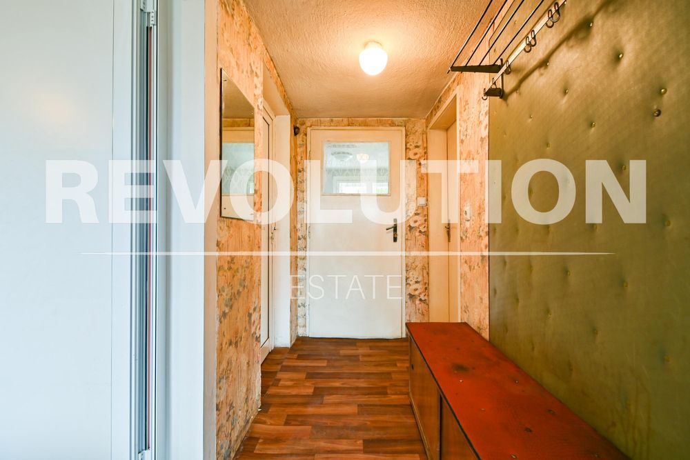 Етаж от къща в ж.к. Горна Баня.