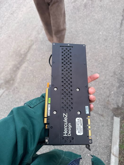 Продам GTX 980 inno3D