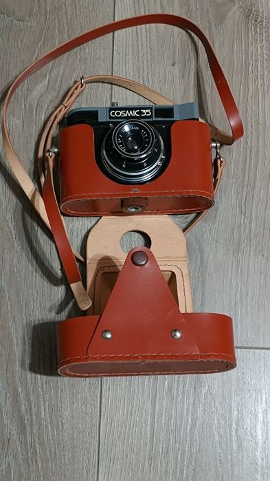Aparat foto cu film Cosmic 35 netestat