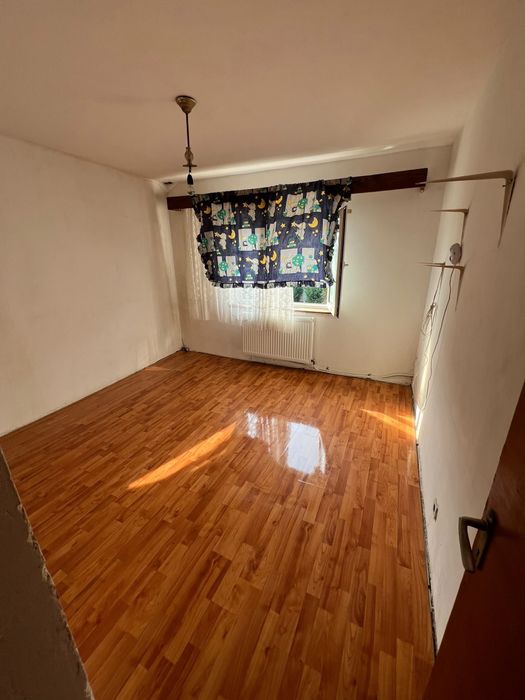 Vand apartament 2 camere in Rovinari judetul Gorj