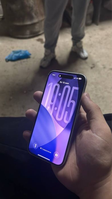 iphone 15 в отличном состаяни
