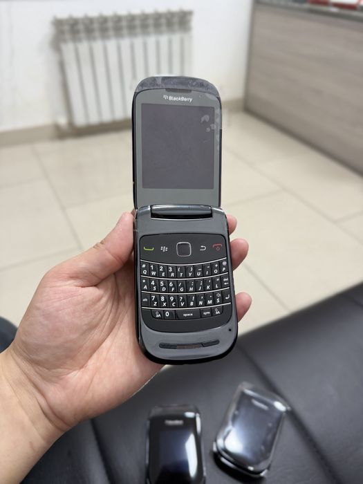 Perfectum black berry 9670 + bonus nomer