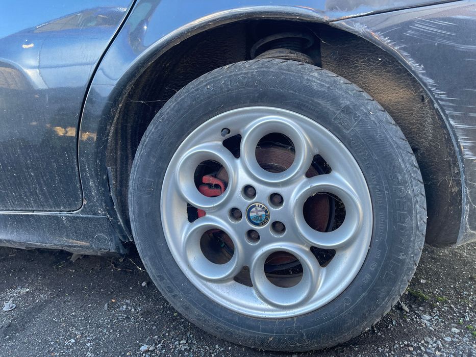 Alfa Romeo 156 на части