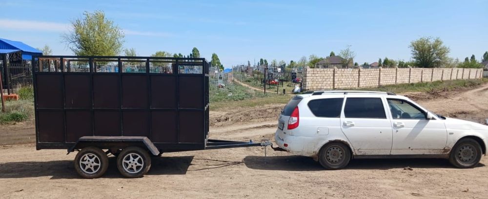 Продам прицеп коневоз