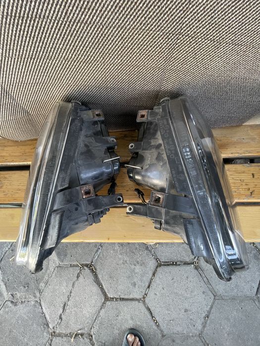 Фарове за vw голф4 оборудвани  цената е за комплекта