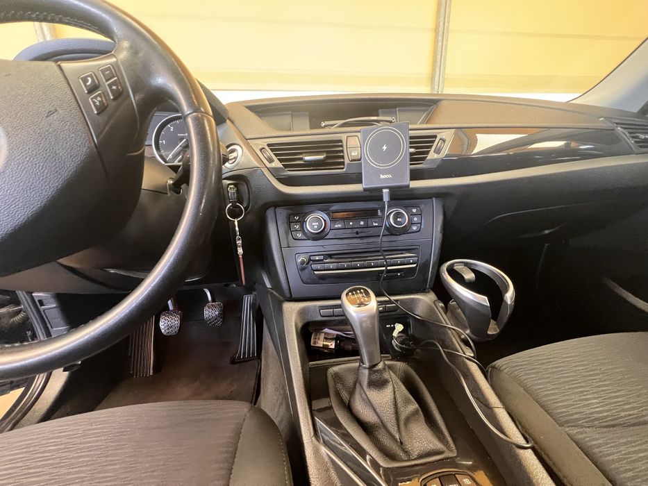 BMW X1 2012 — imagine 5