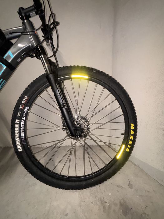 Bicicletă Electrică Devron 28161 – 28” – Stare foarte bună