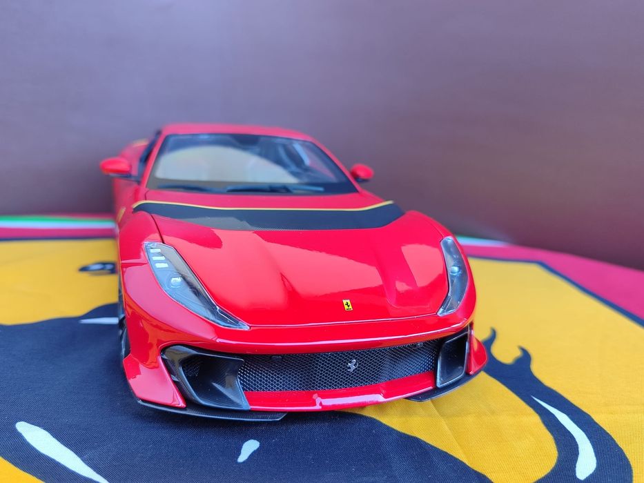 Machetă Ferrari 812  Scara 1:18