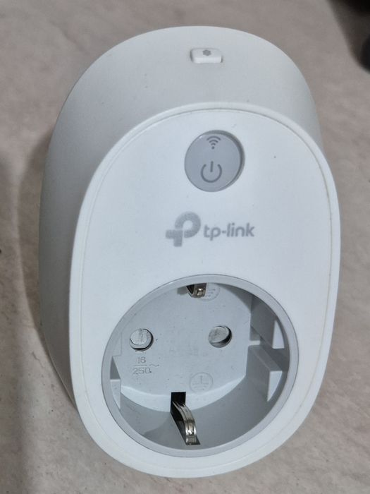 Priza smart TP-Link HS100