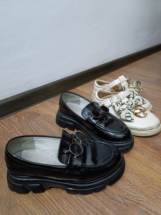 Черные туфли для девочек