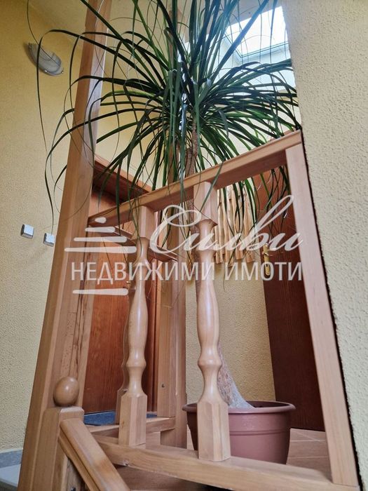 Двустаен МАНСАРДЕН апартамент- кв. Пазара!!!