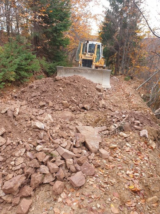 Buldozer Liebherr 724 an 2007  21tone
