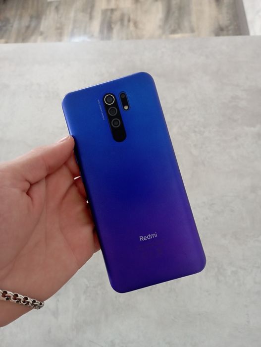 Xiaomi redmi 9 4/64 gb