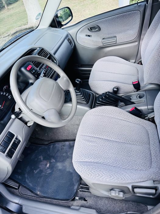 Suzuki Grand Vitara 2.5 V6  135.000km!!!