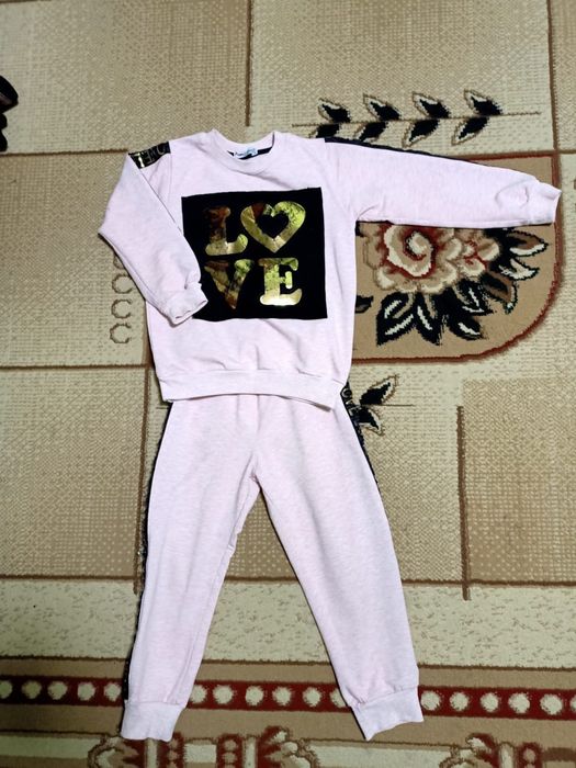 Обувь на девочку и мальчика