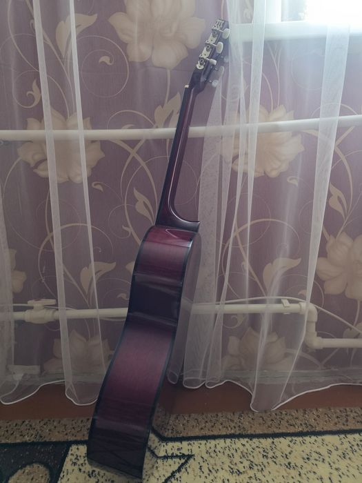 Гитара в отличном состоянии