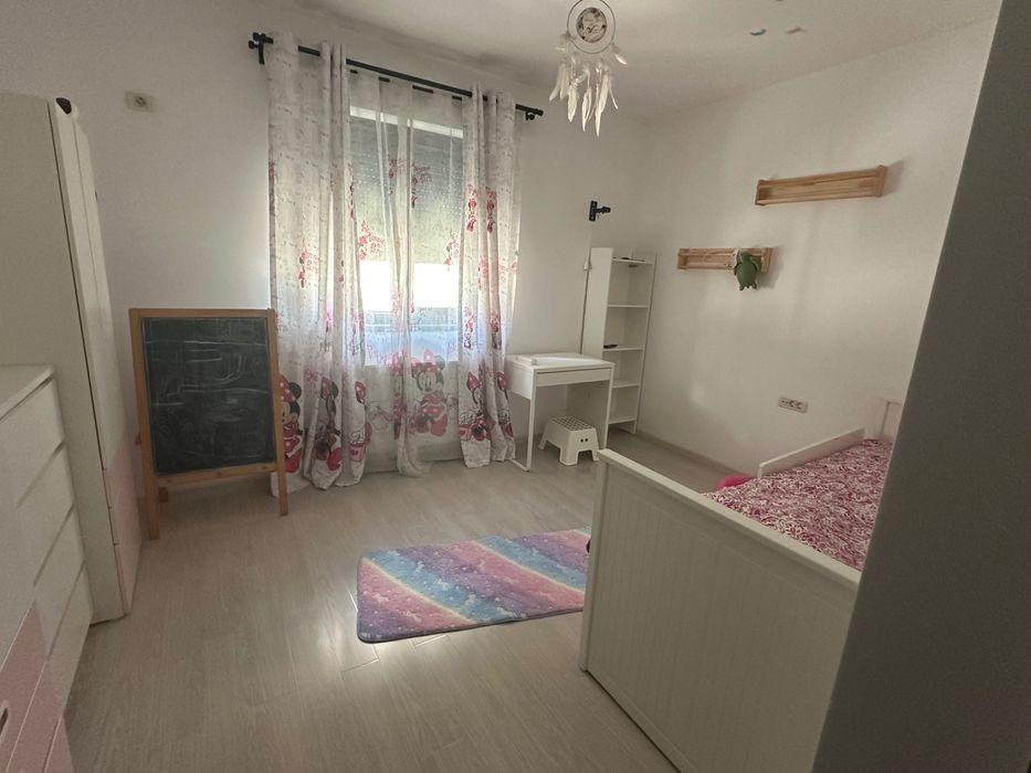 Apartament de închiriat