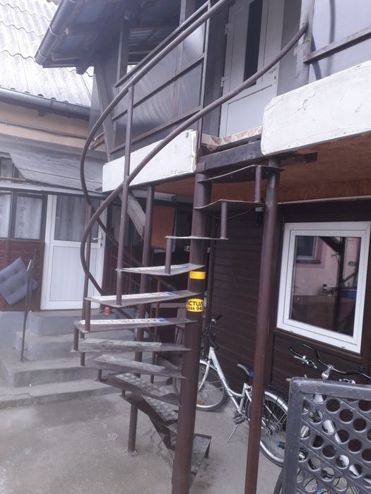 Scara exterioara spirala