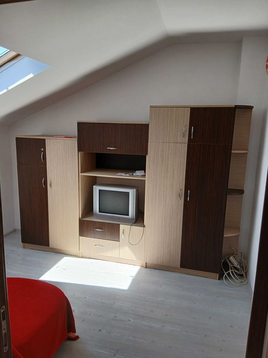 Vand garsoniera comfort 1  Caracal st And. Muresanu bl 4 sc 1 ap 22 ,27mp se vinde cu tot cu mobilier