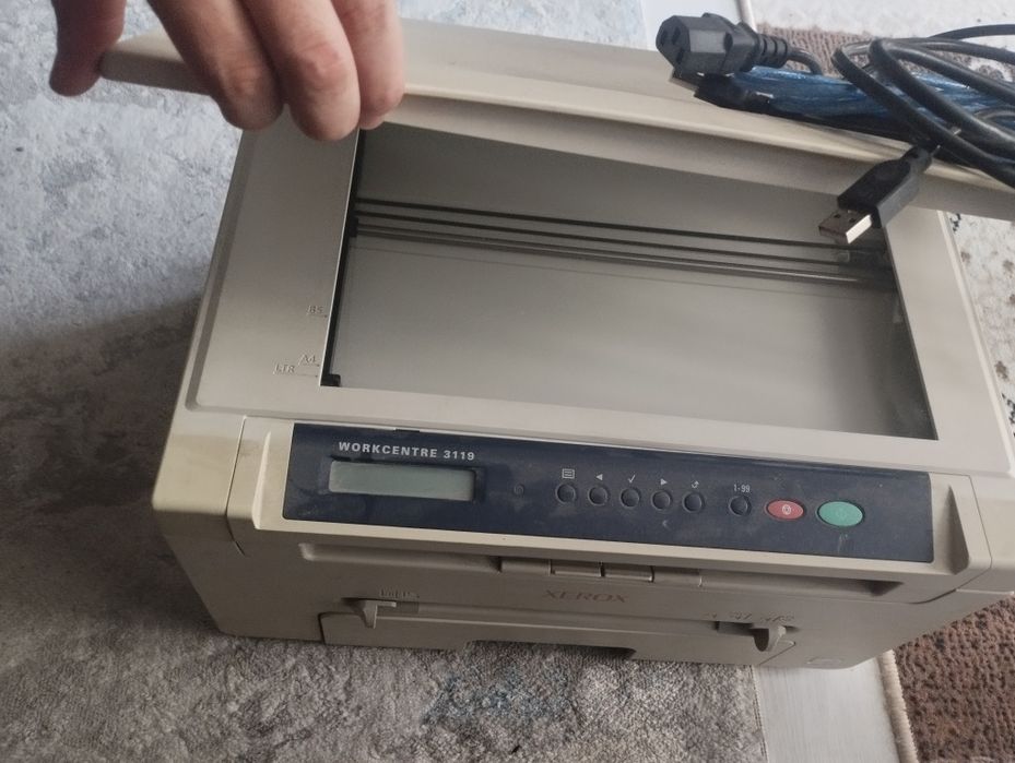 Продам принтер 3*1 один canon, второй xerox,