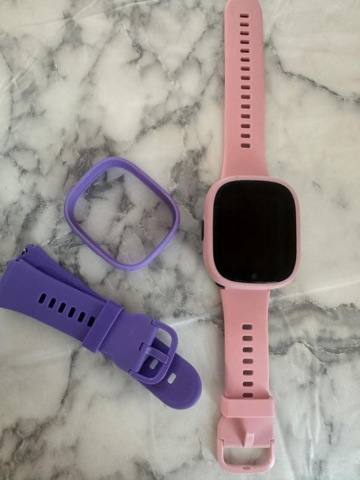 Детски смарт часовник чисто нов