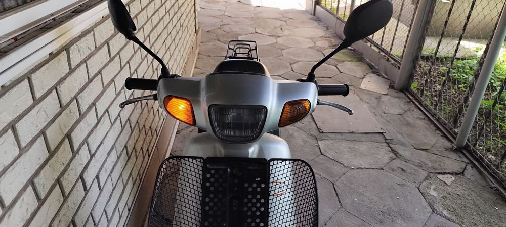 Мопед. Yamaha aprio.