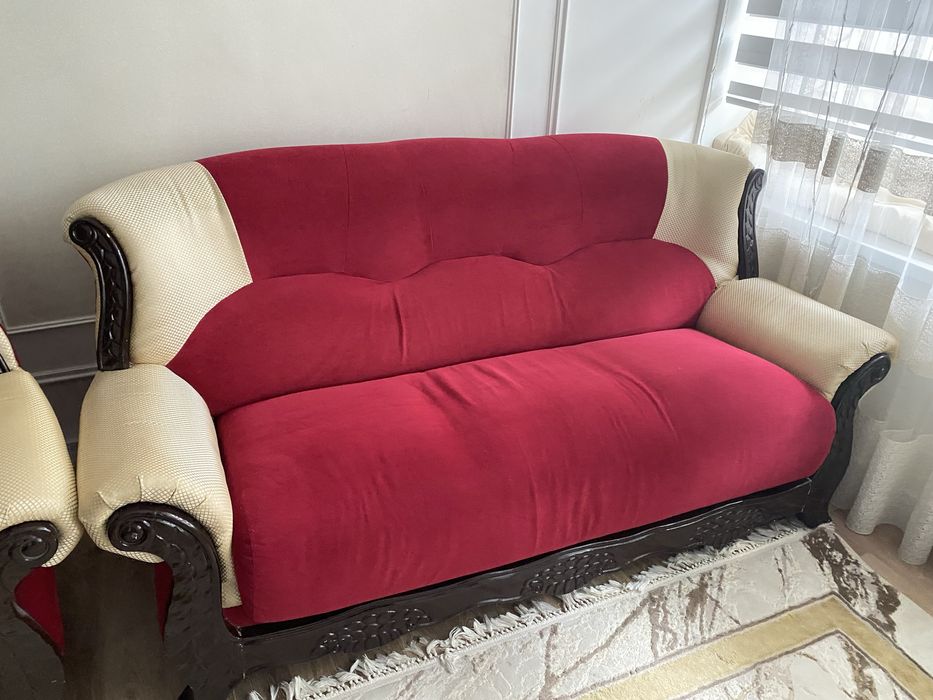 Диван с креслой