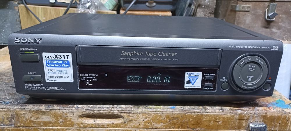 Полный видеомагнитофон SONY