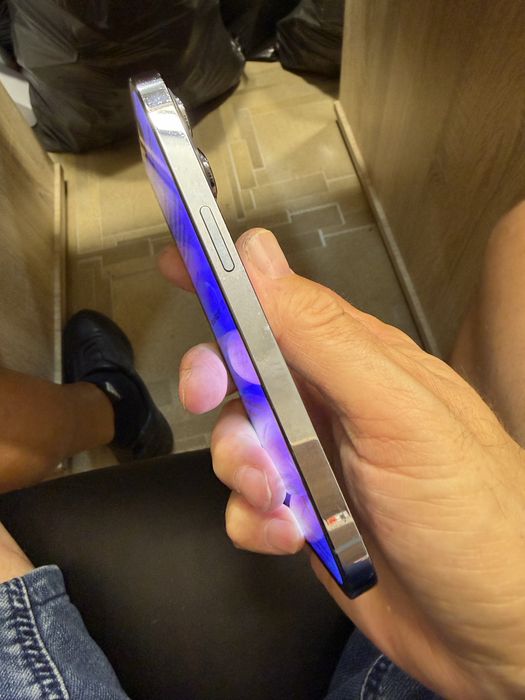 iPhone 13 Pro 128gb - с нова батерия, отличен