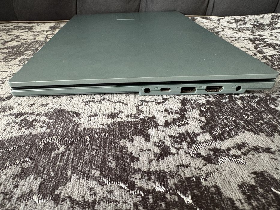 Продам ноутбук Asus Vivobook