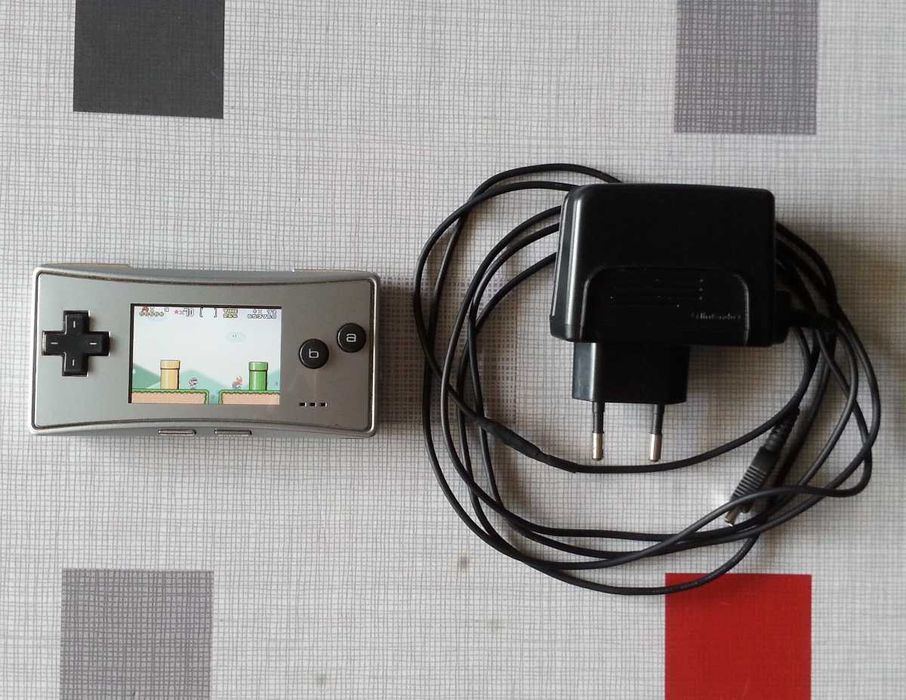 Nintendo Gameboy Micro в отлично състояние