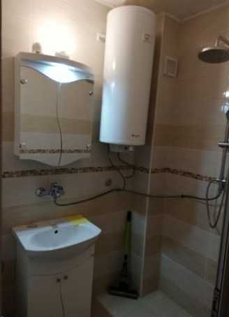 Дава се под наем Тристаен апартамент в Бургас, Братя Миладинови - 94 кв.м за 250 € - Снимка #1