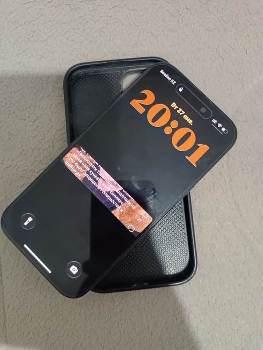 Продам айфон 15 128