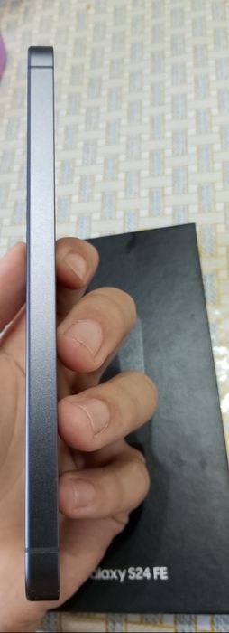 Samsung Galaxy S 24 FE