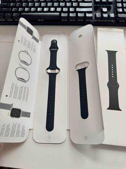 Apple Watch S7 45mm Graphite Stainless Steel Cellular