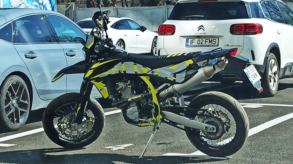 Supermoto SWM SM500R