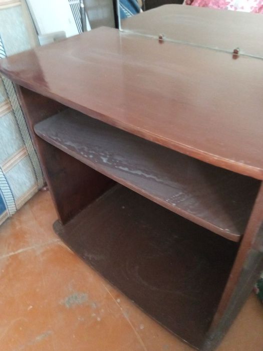 Трюмо зеркальный продается в идеальном состоянии