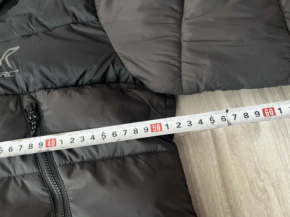 Яке Revolution Race